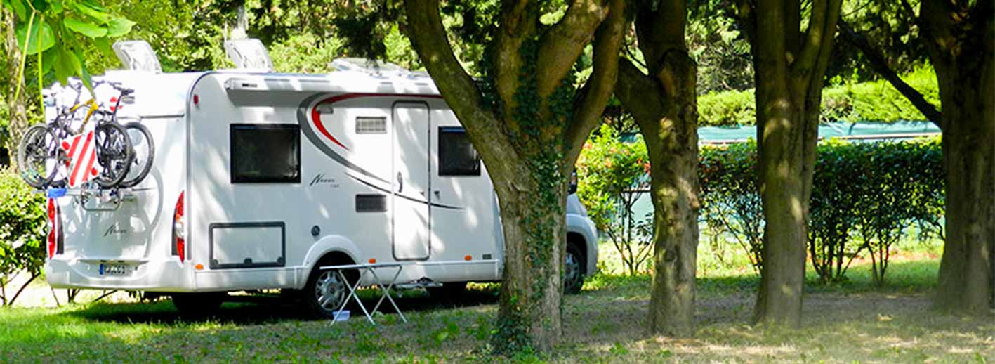 camping avignon hebergement